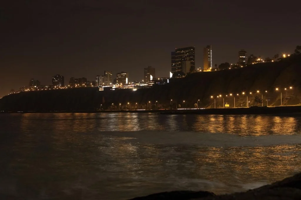 vacation idea in lima night